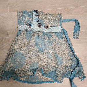 Strapless top with belt